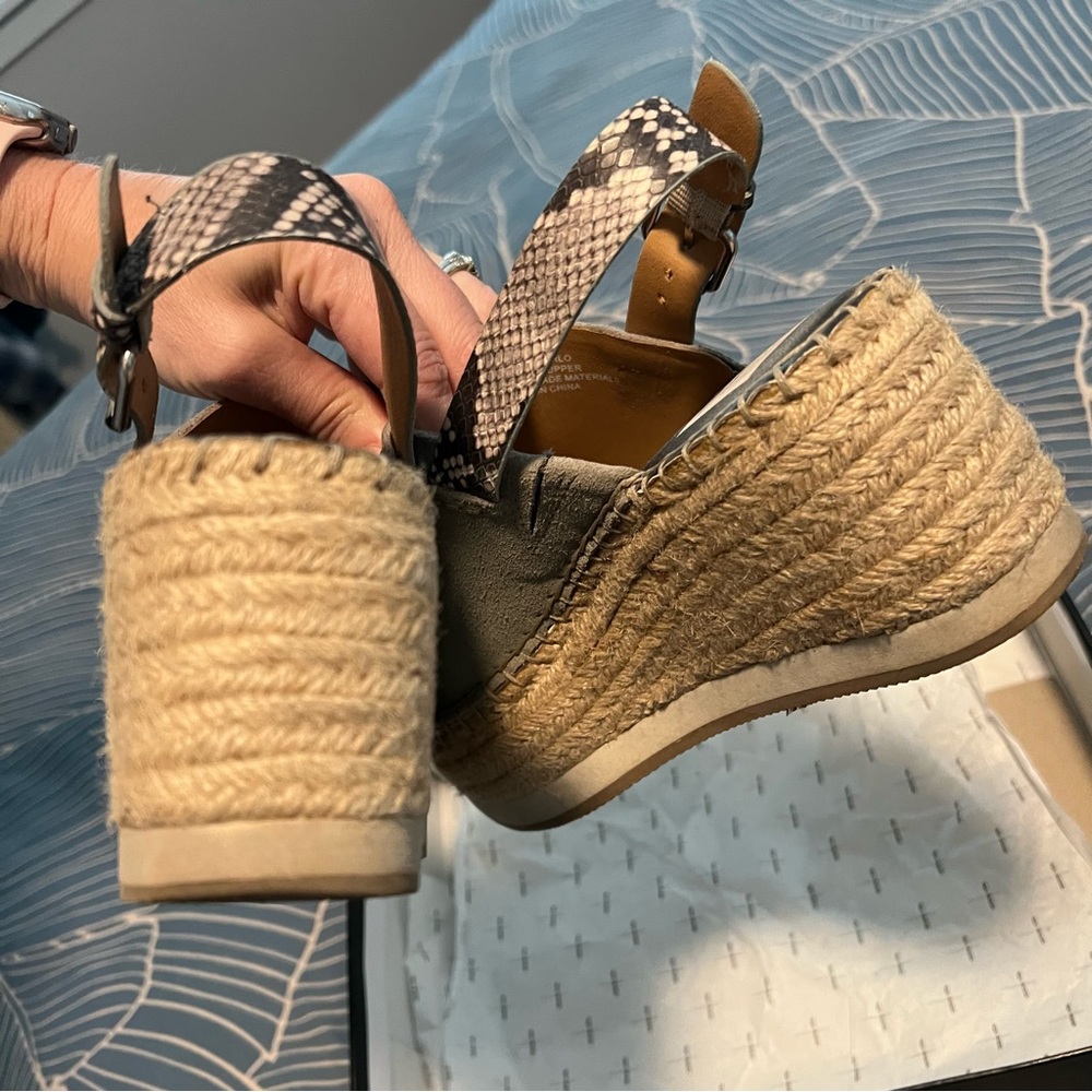 Dolce Vita suede espadrilles - like new Gorgeous! - Picture 9 of 9